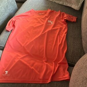 Boy’s rashguard like new size XL